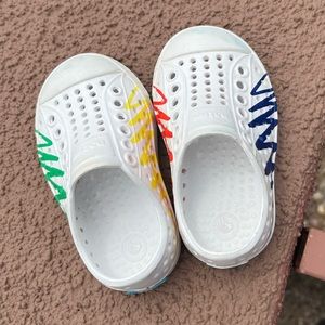 Native Shoes Jefferson Crayola special edition